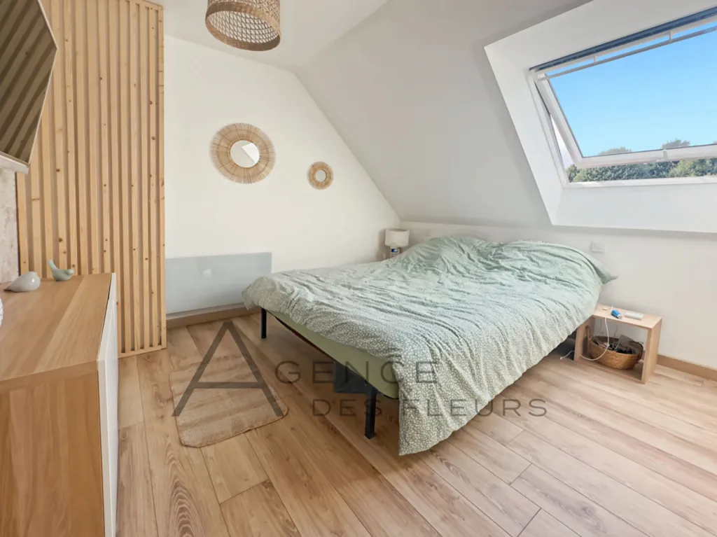A saisir sur la commune du THUIT DE L'OISON 27370 maison de 107 m² édifiée sur 650 m² de terrain.