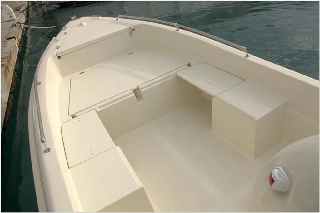 Location bateau sans permis 5 personnes La Ciotat Var