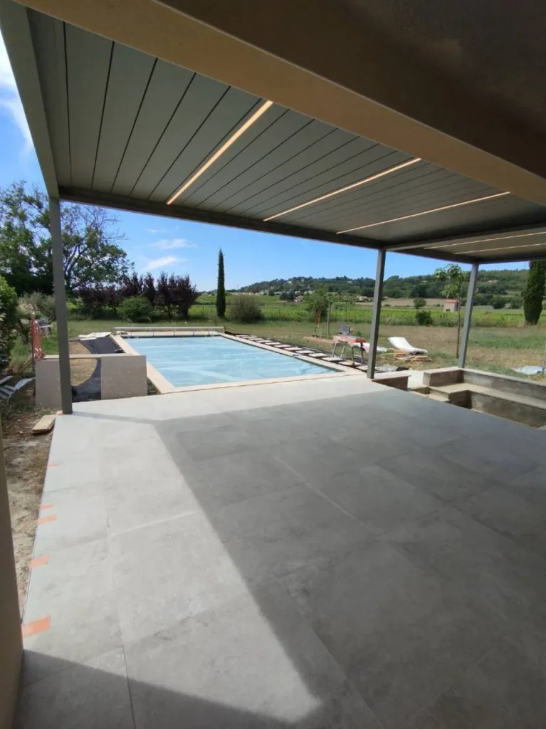 pose de pergola bioclimatique sur mesure aix en provence