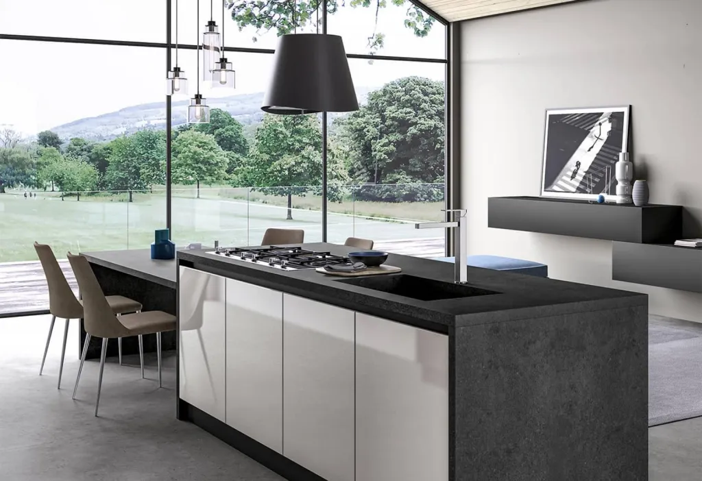 Magasin de cuisine italienne haut de gamme moderne sur mesure près de La Cadière d'Azur dans le Var