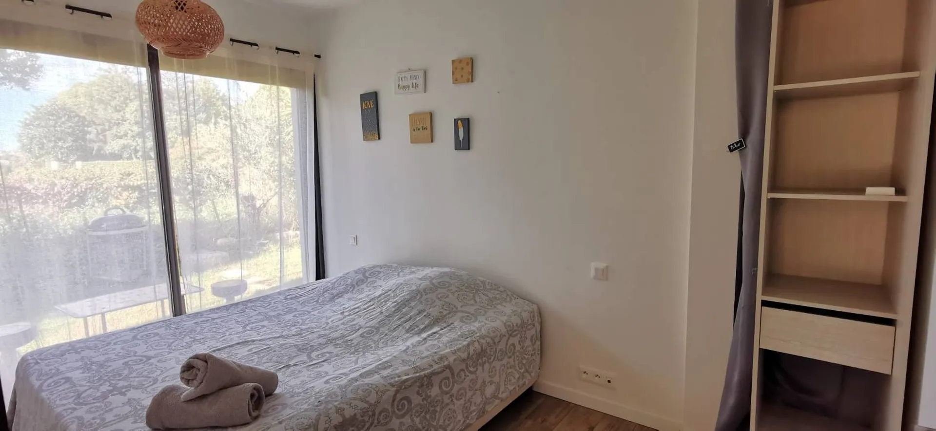 Vente villa Cassis  au calme dans clos sécurisé avec garages et piscine