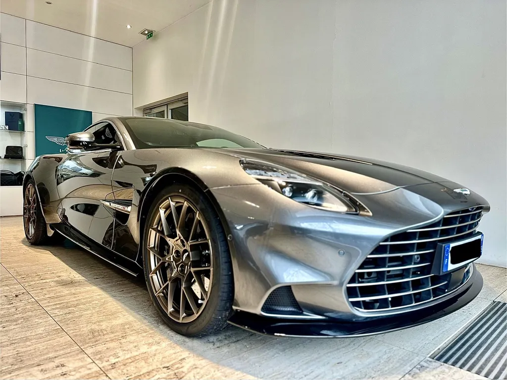 protection carrosserie DETAILING film PPF proche de Lyon Aston Martin Vanquish 