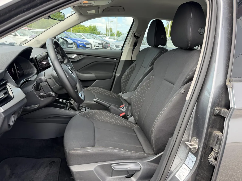 Achat voiture occasion SKODA Kamiq 1.0 TSI 110 ch DSG7 Ambition Business essence automatique proche Caudebec en Caux