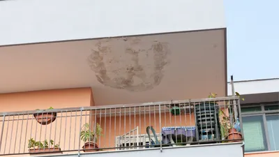 Infiltration balcon appartement à Bordeaux : résoudre et prévenir les problèmes d'étanchéité pour éviter dégâts intérieurs et dégradations structurelles