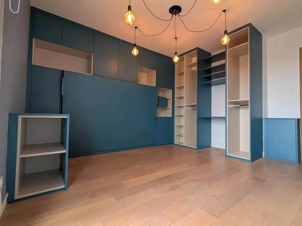 Dressing sur mesure en bois massif