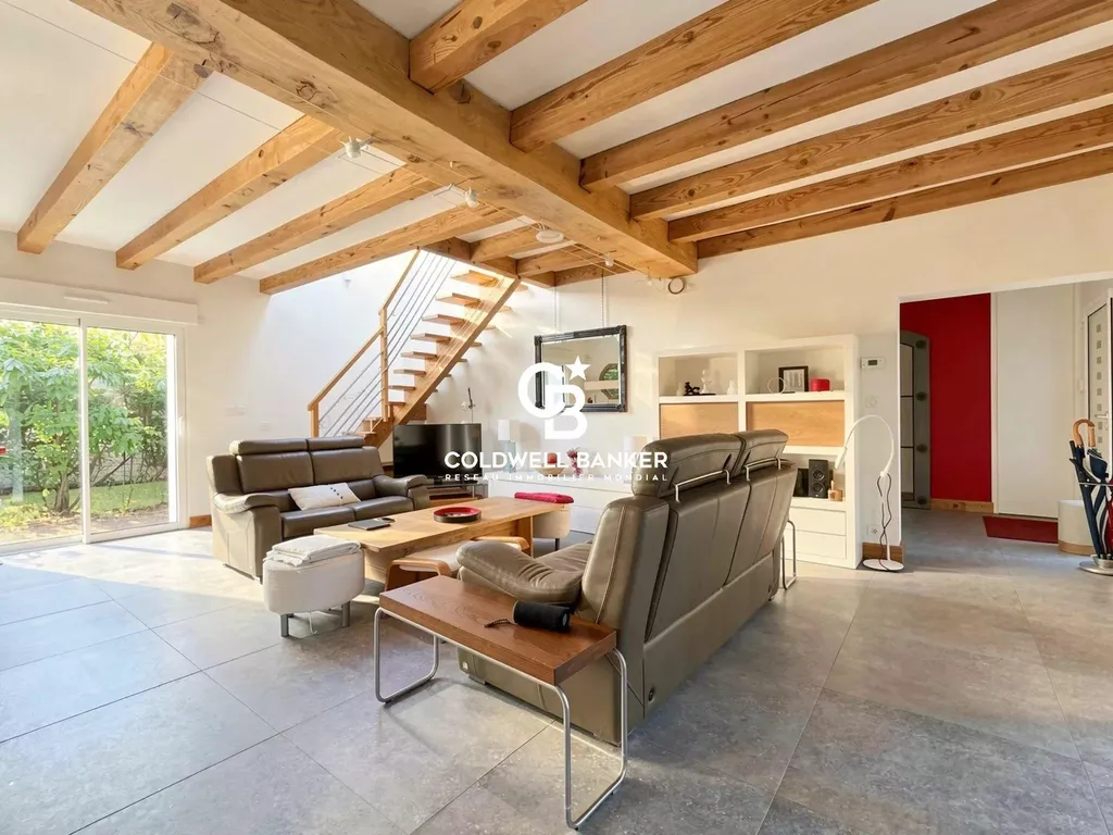 Maison à vendre Hossegor - villa rénovée 4 chambres, piscine, aperçu lac