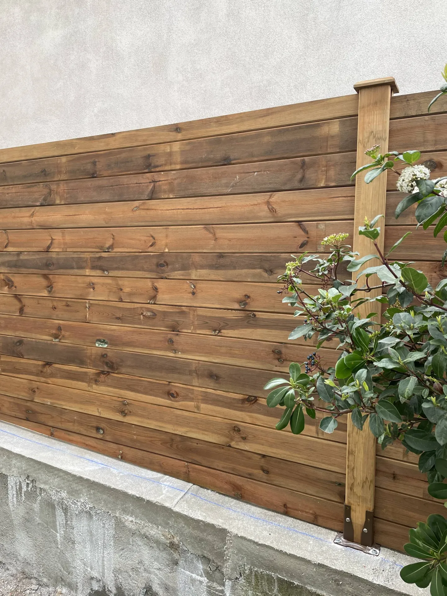 Clôture occultante : palissade en bois