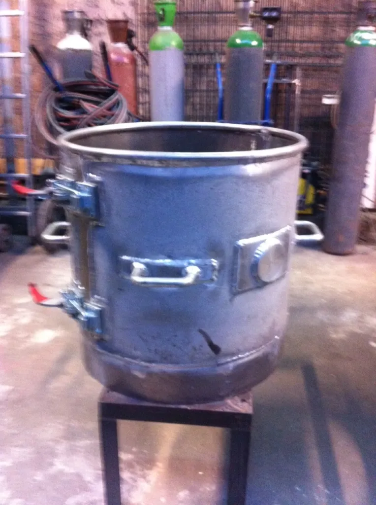 BOITE A GRAISSE ALUMINIUM MARTIGUES