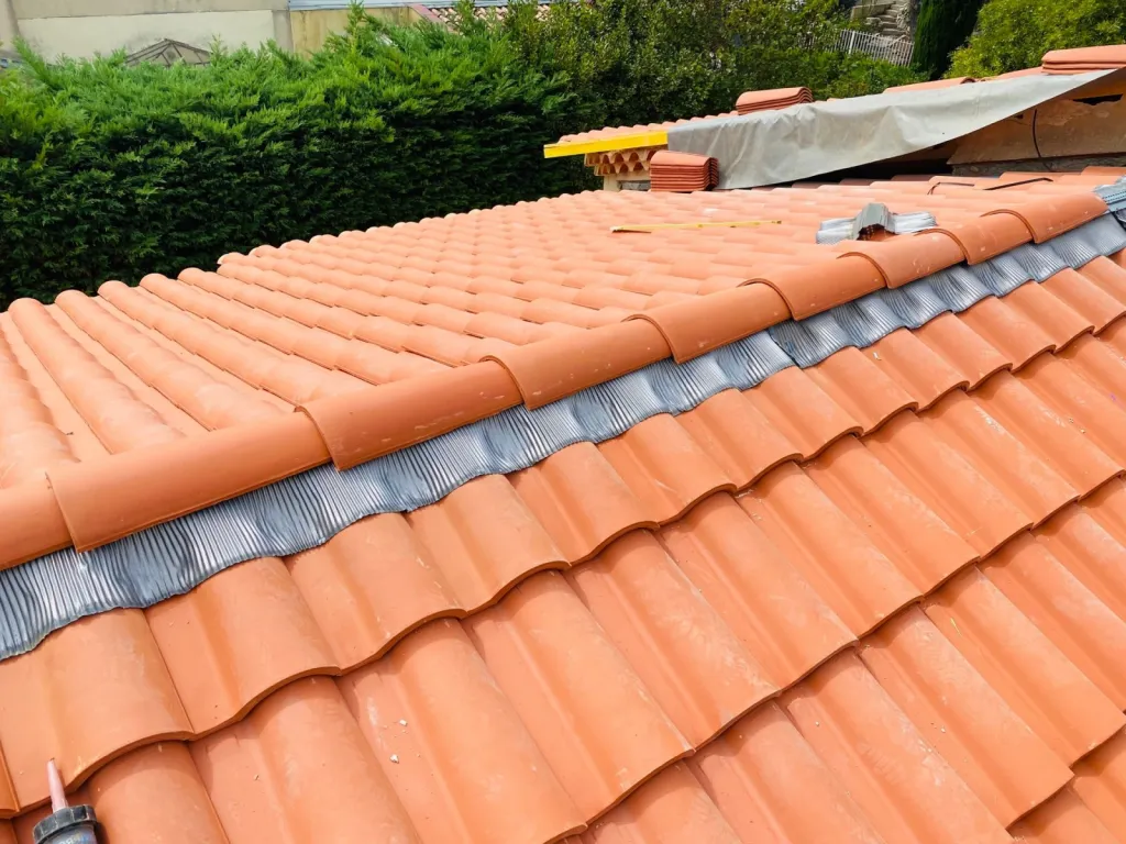 pose faîtage de type closoir sur aix en provence