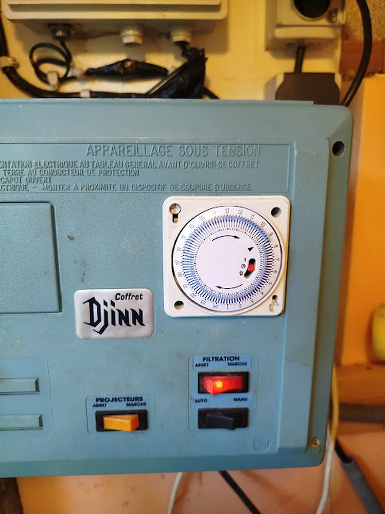 Depanange piscine tableau par infiny elec à Baillargues