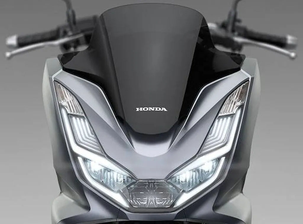 SCOOTER NEUF HONDA PCX 125 SANARY SUR MER