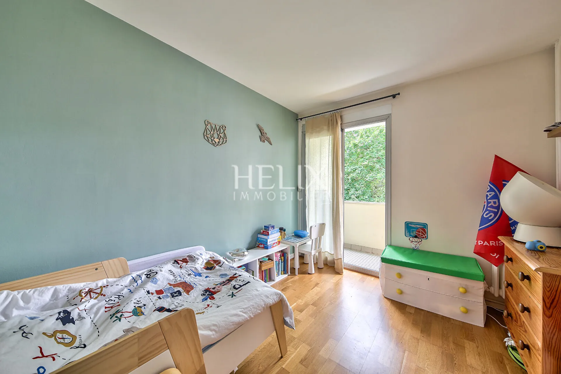 Le Pecq un très  bel appartement de 4 pièces de 67 m² au calme avec balcon sud