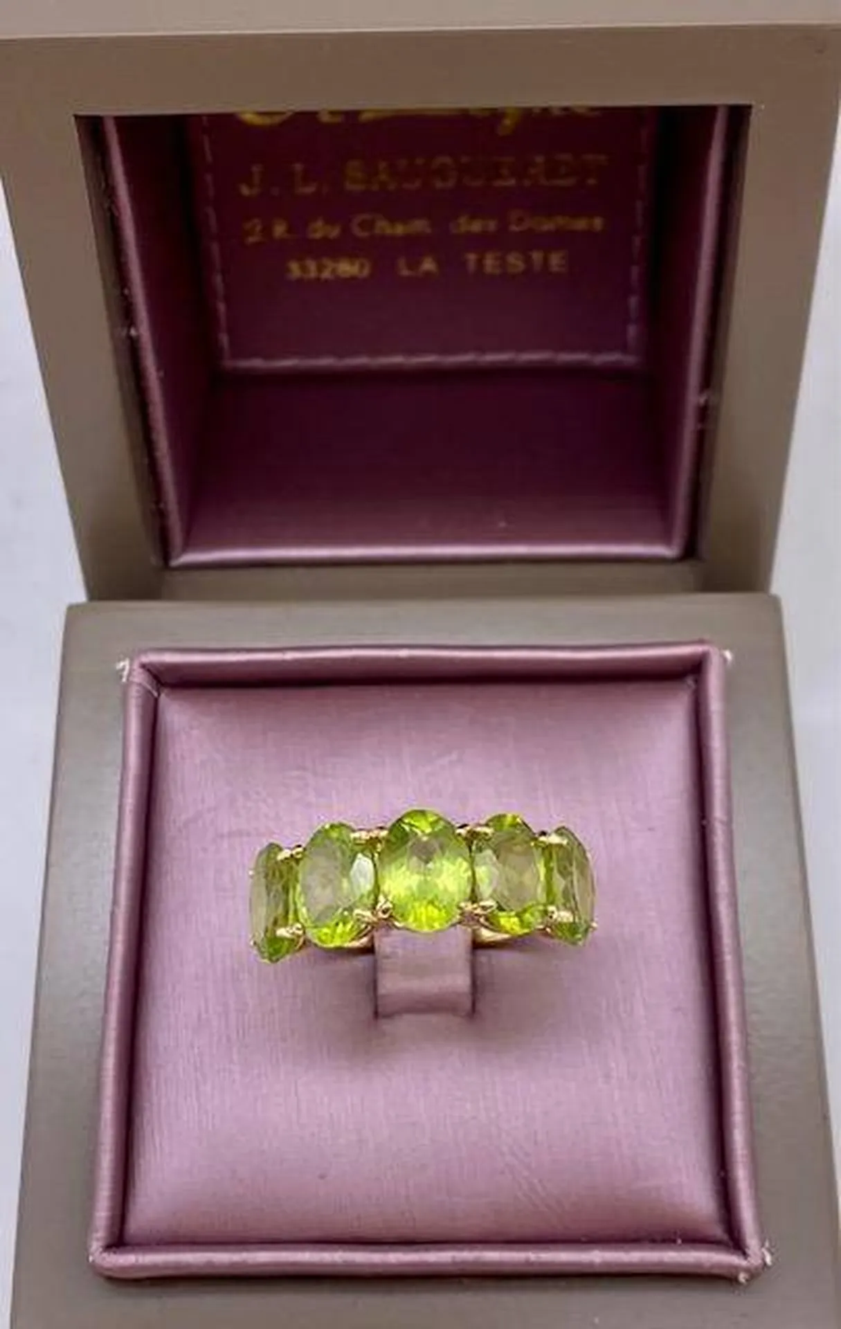 Bague or 750/1000ème et péridots occasion Or Ligne Bordeaux Bassin d'Arcachon