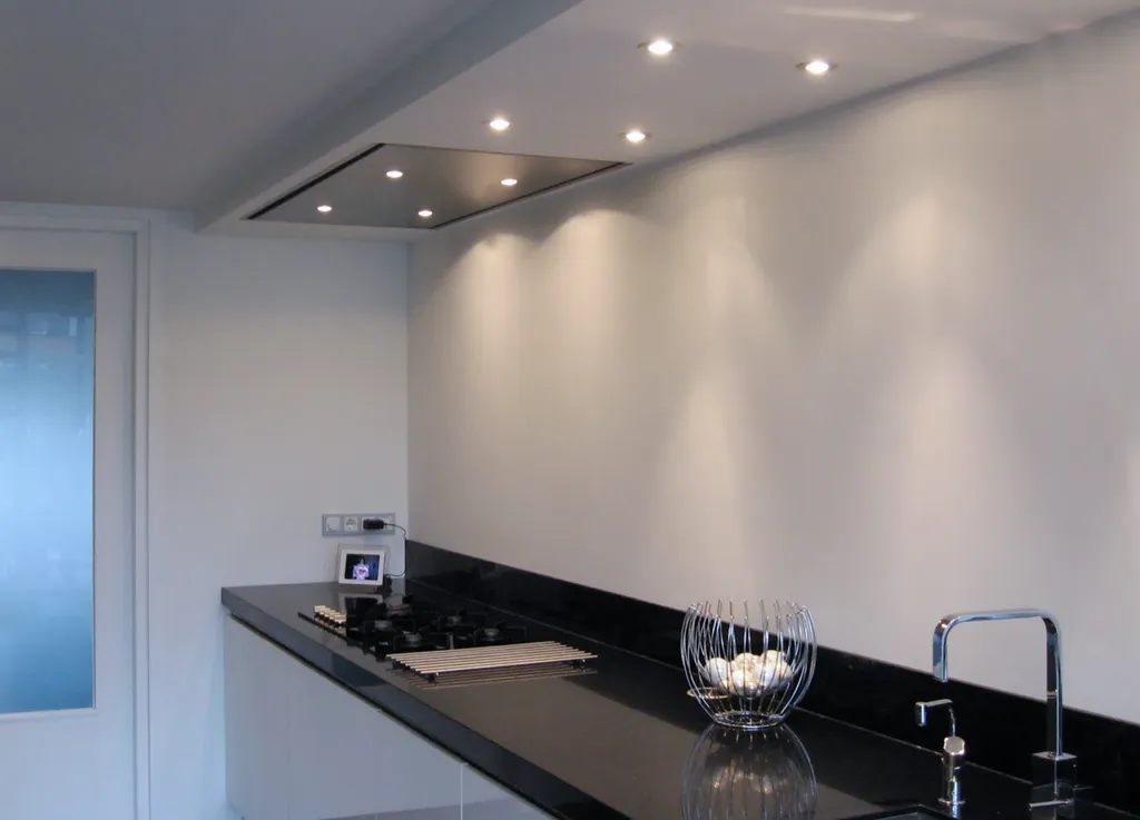 Hotte plafonnière Neerim 