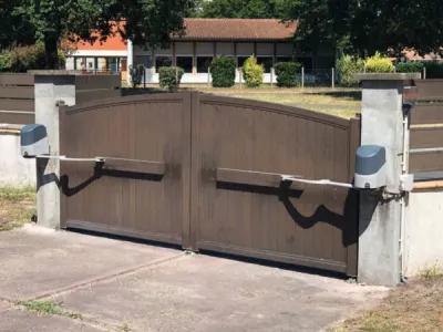 Installation d’un portail motorisé battant à Saint-André-de-Cubzac