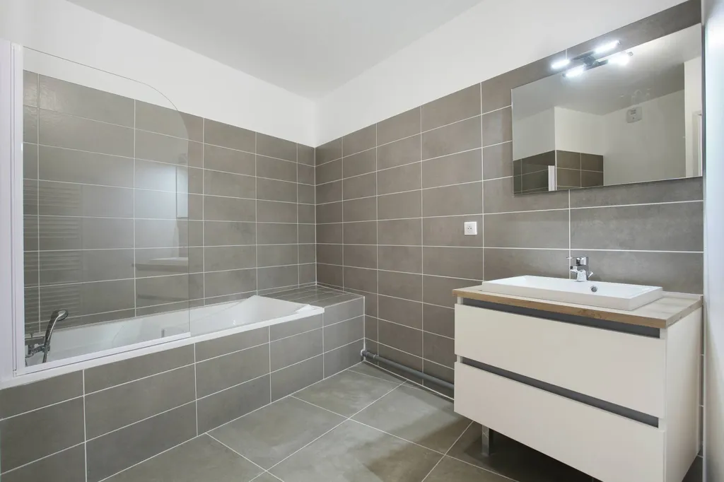 PROGRAMME D'APPARTEMENTS NEUFS AIX-EN-PROVENCE / PALETTE - LE THOLONET