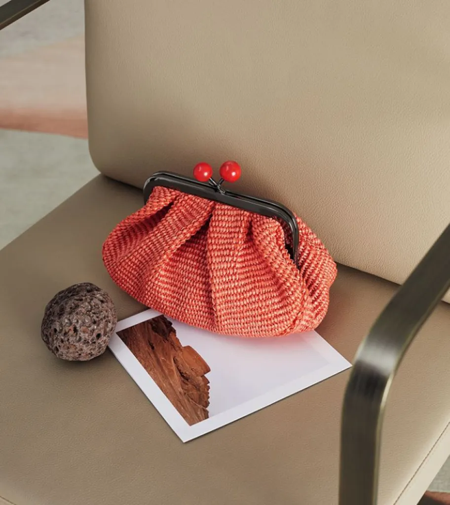 Weekend MaxMara le vestiaire idéal, une collection printemps-été avec de magnifiques robes bohème chics.