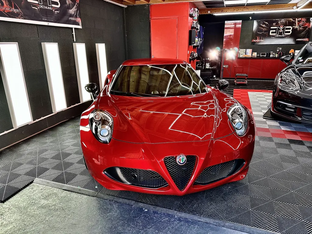 Film de protection carrosserie PPF Lyon DETAILING ouest lyonnais Alfa Roméo 4C