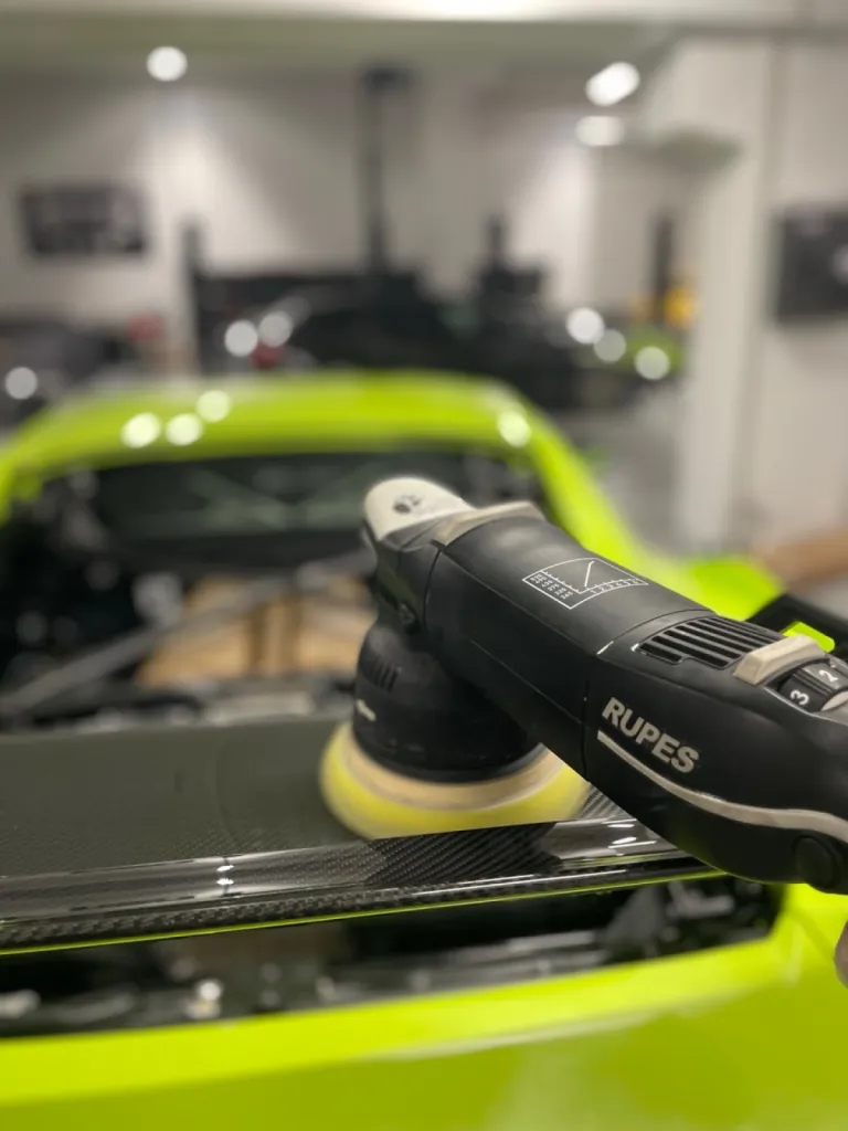 Spécialiste Protection céramique à Antibes - Lamborghini STO