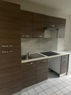 Bel appartement en location de 73,81m², situé rue Crevier à Rouen, 712€ charges comprises