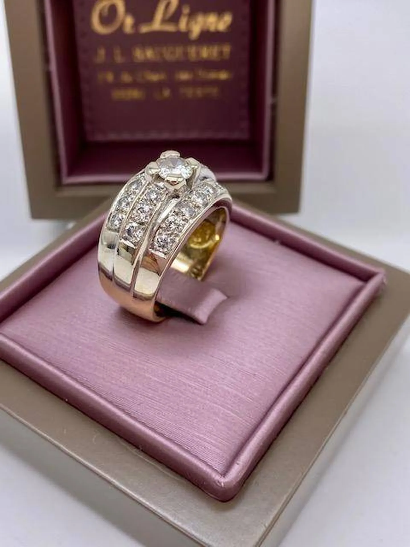 Bague 2 ors 750/1000ème diamant central et pavage diamants occasion Or Ligne Bordeaux Bassin d'Arcachon