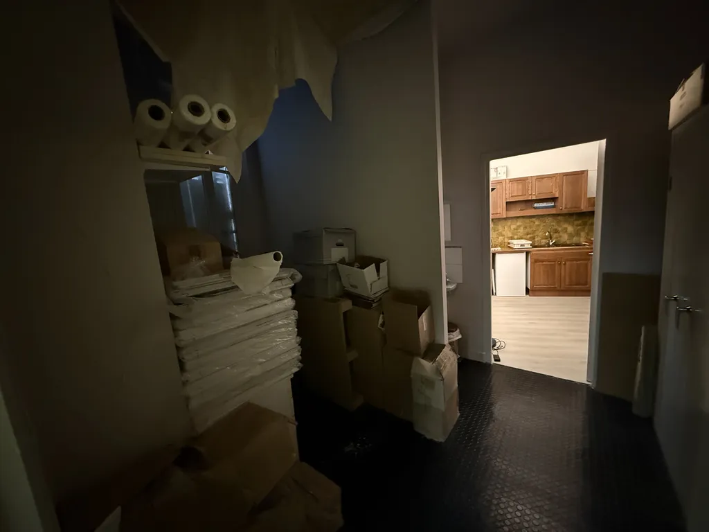 Location - Boutique 122 m², Félix Faure, Avenue Félix Faure 75015 PARIS