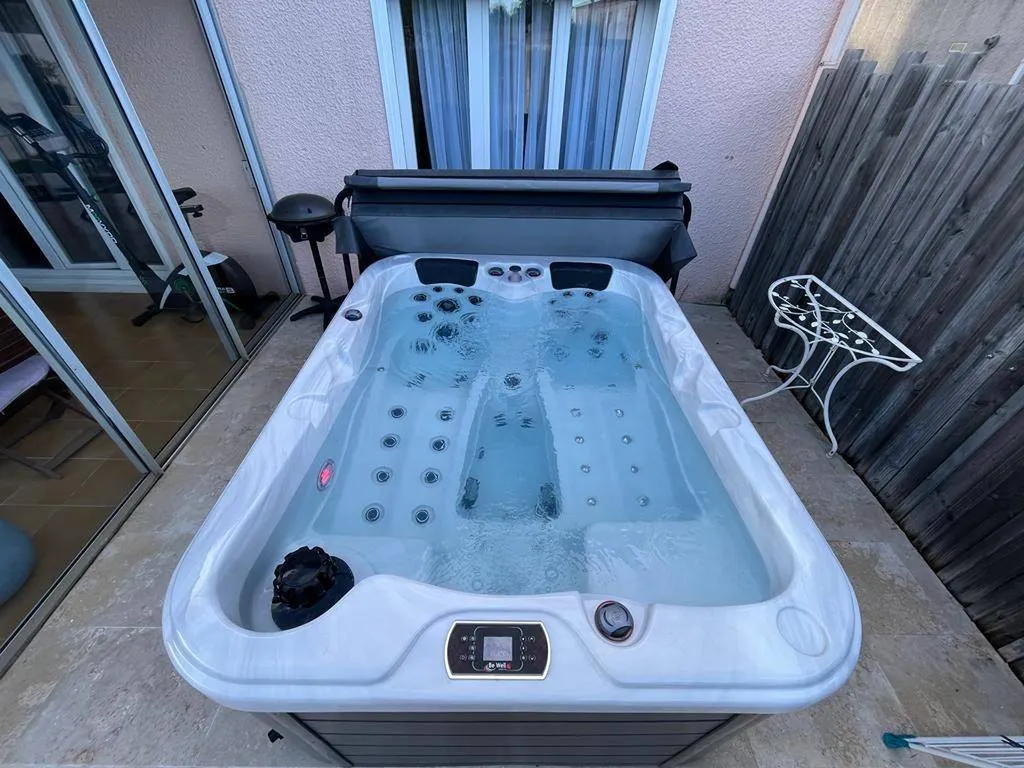 Notre zone d'activité pour ce serviceVente de spa à installer dans une piscine