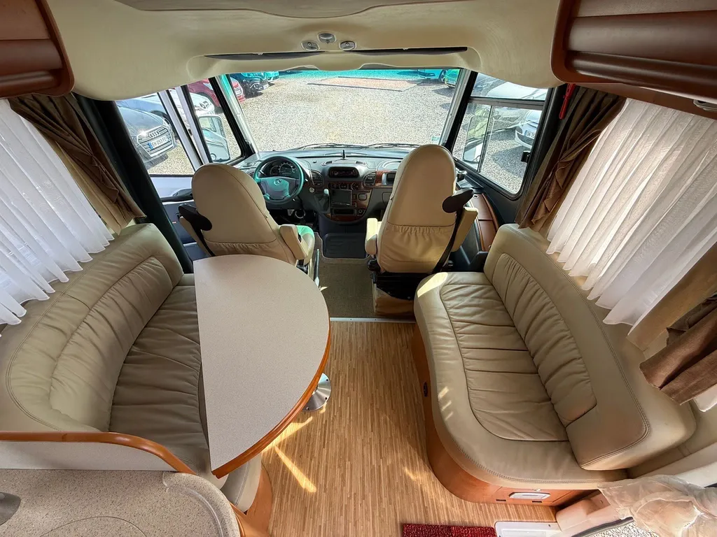 MERCEDES BENZ ESTEREL 39LB INTÉGRALE SPRINTER 316D 158CV BA