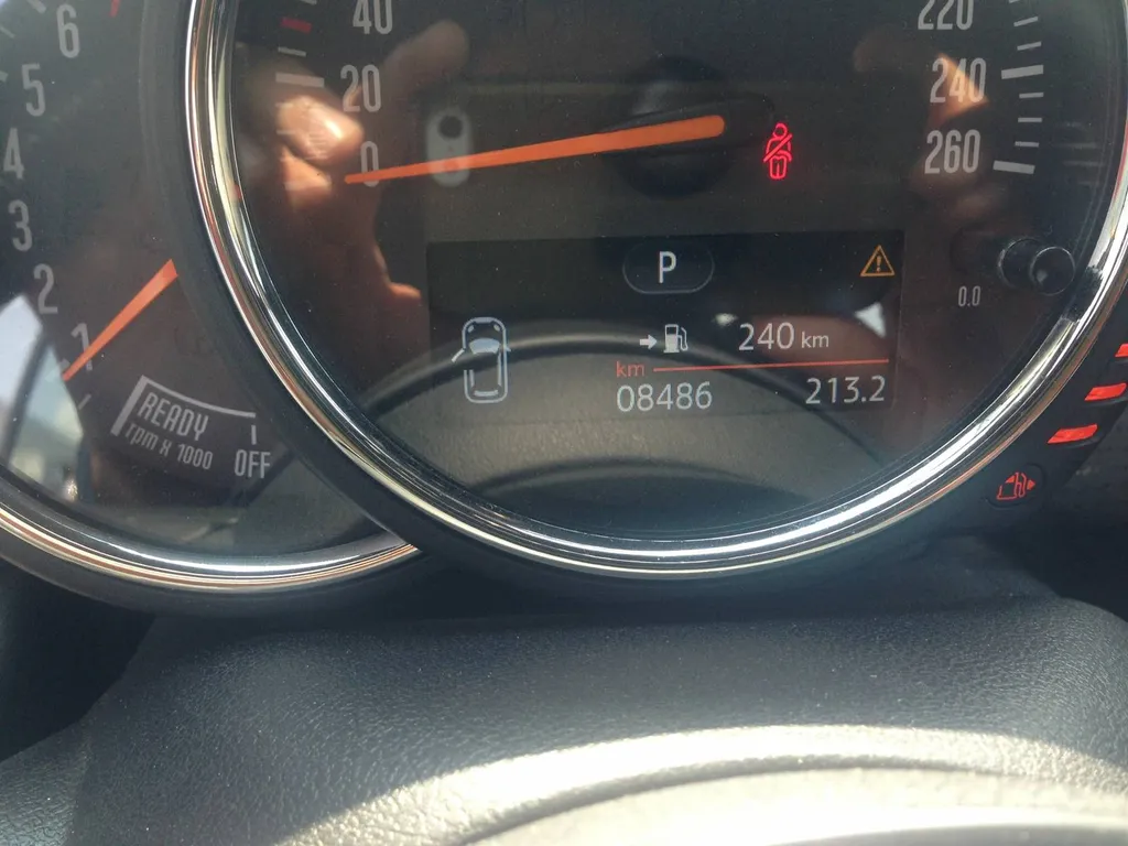Mini Cooper Cabrio presque neuve à Bordeaux