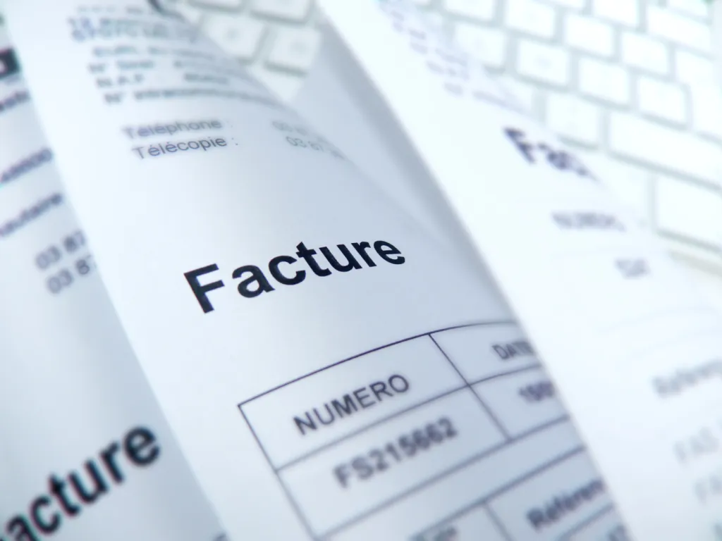 Le recouvrement amiable de factures impayées pour entreprises et artisans géré par un commissaire de justice basé à Villefranche-sur-Mer