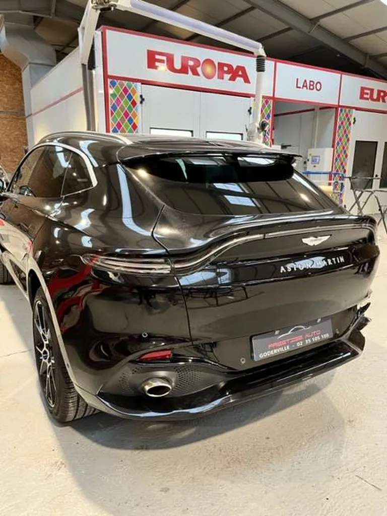 4x4 Aston Martin DBX - Rayures sur Carrosserie proche de Fécamp 76