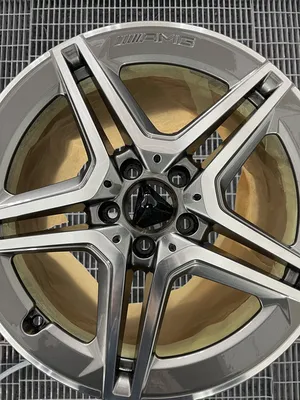Etat initial des Jantes Mercedes AMG avant changement de couleur