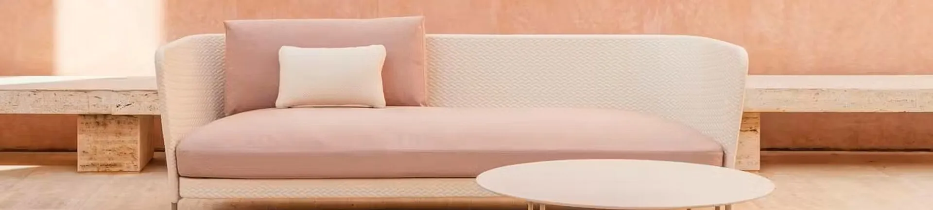 Création d’espaces design et contemporains à Bordeaux – Cabinet d’architecture spécialisé en décoration intérieure et extérieure sur mesure