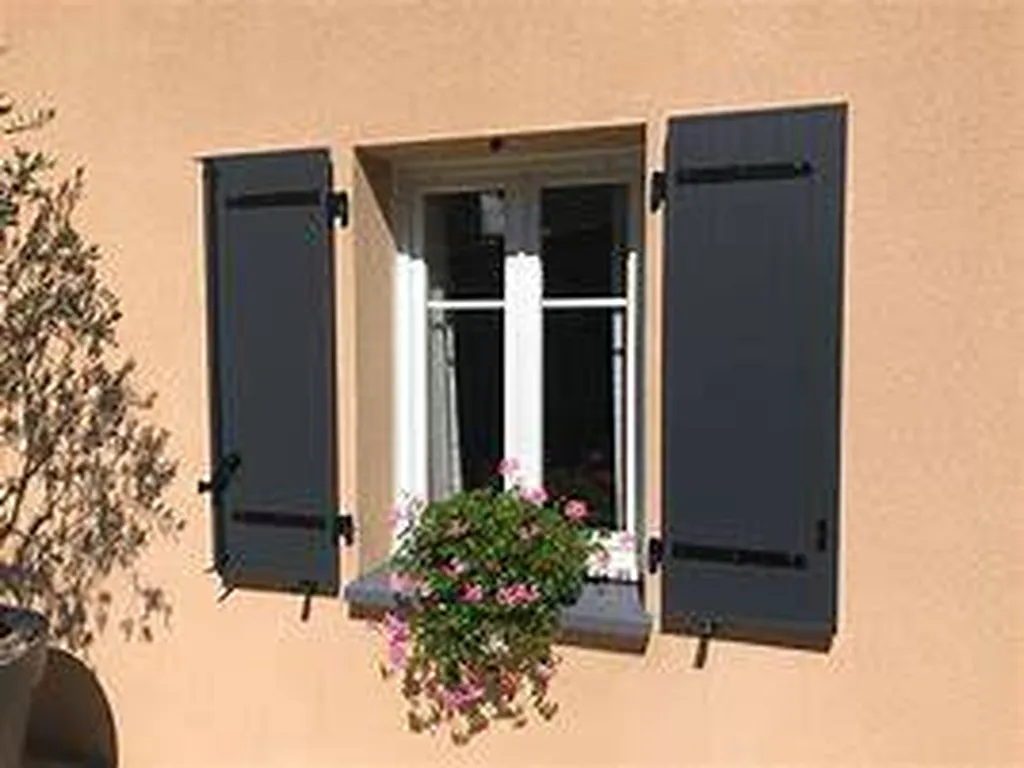 Volet plein gris foncé 2 battants pose à Villefranche sur Saone