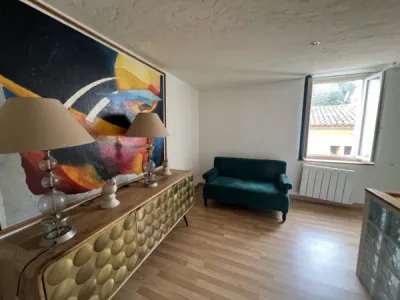 Maison de village 4 pièce(s) 1 chambre(s) 83.23 m² Les Arcs (83460)