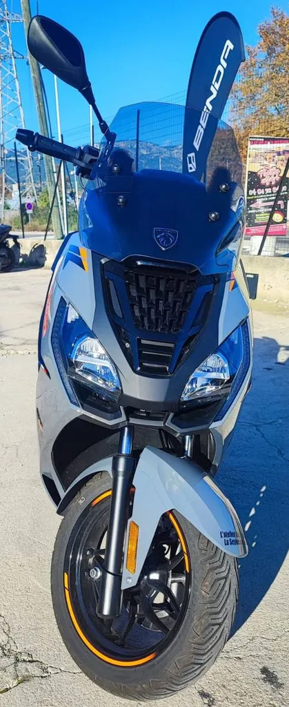 PEUGEOT PULSION GT du 03/2024 avec 1300 km.