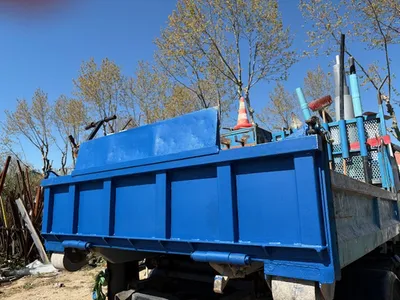 REPARATION CAMION PLATEAU AVEC REMPLACEMENT RIDELLE FABRIQUEE SUR MESURE ET MISE EN PLACE POUR UN CLIENT DE MARSEILLE 13
