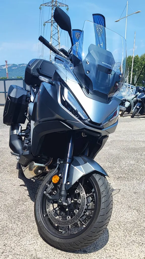 HONDA NT 1100 DCT du 01/2024 avec 500 KM