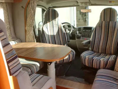 SALON CHAUSSON