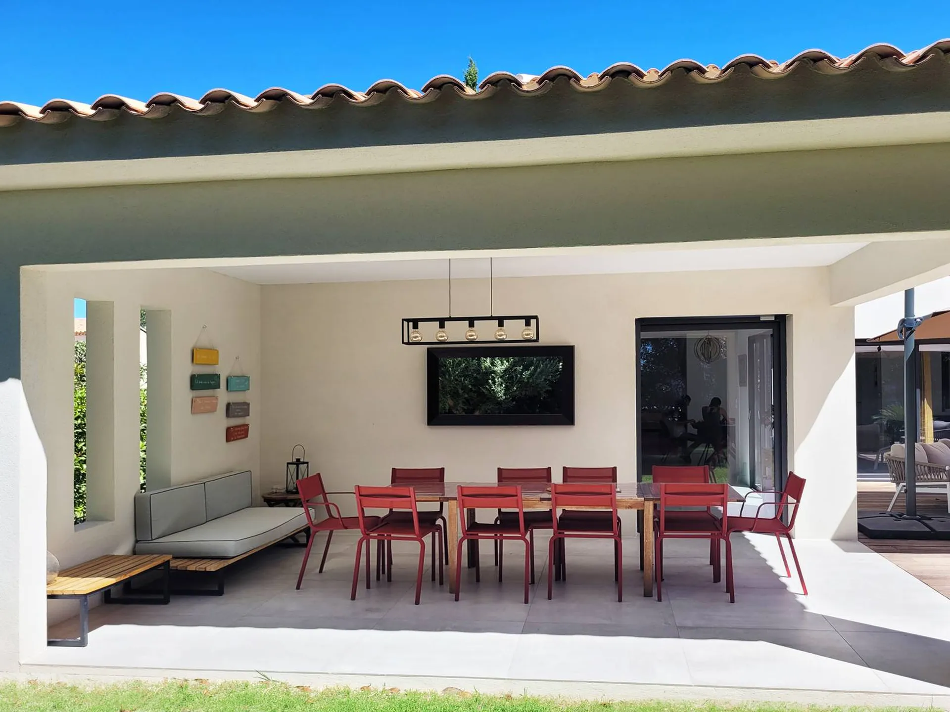 Construction d'une maison contemporaine sur la commune de Venelles, dans les Bouches du Rhône