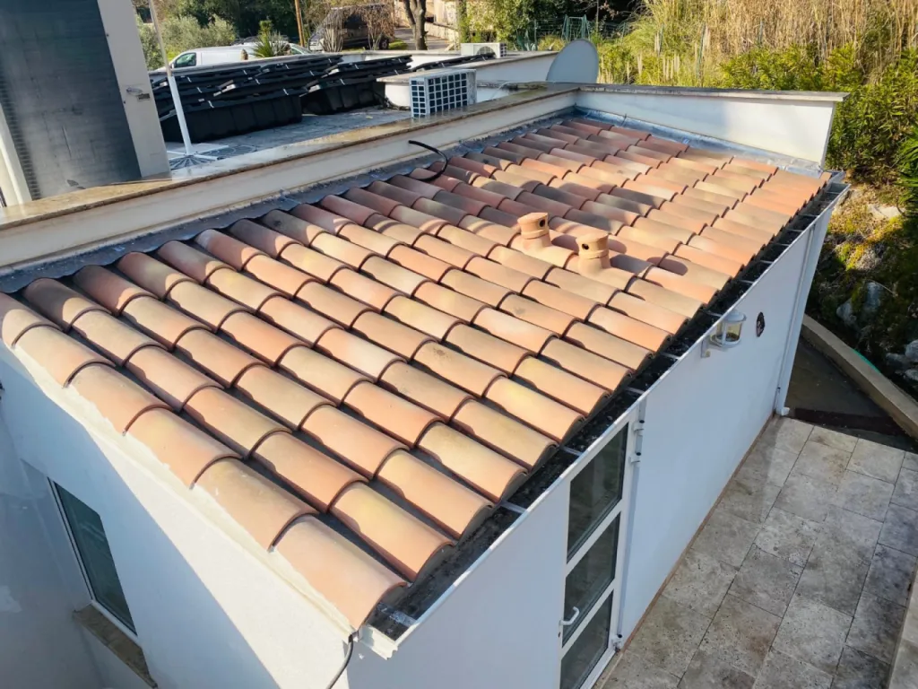 toiture pst canal aurore sur martigues