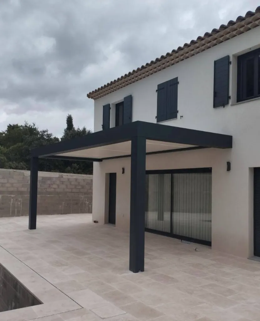 Pose de pergola 2 pieds dans les Bouches-du-Rhône