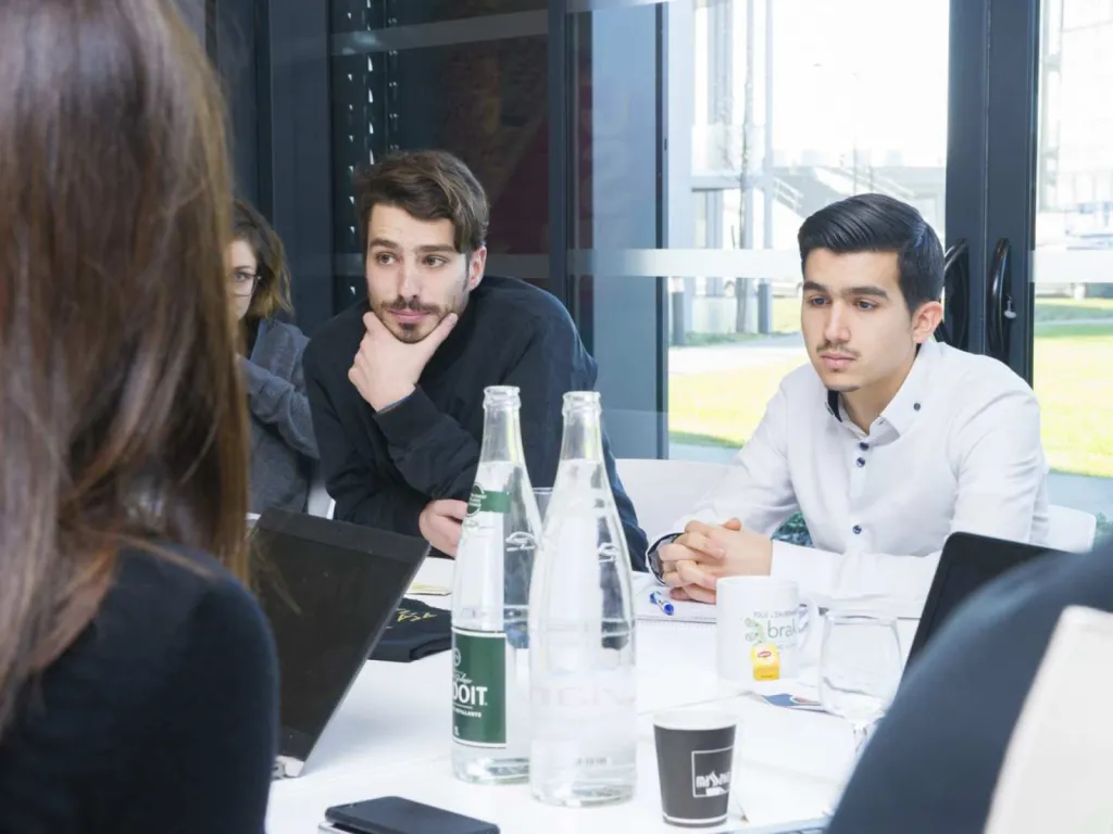 Reportage photographique avec des grands chefs cuisiniers d’un Think Tank Gourmand chez Brake France à Lyon avec le chef Adrien Ferrand
