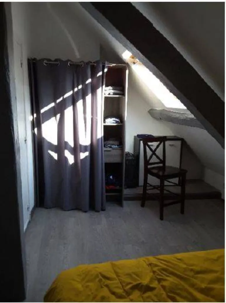 Situé rue des Faulx à Rouen