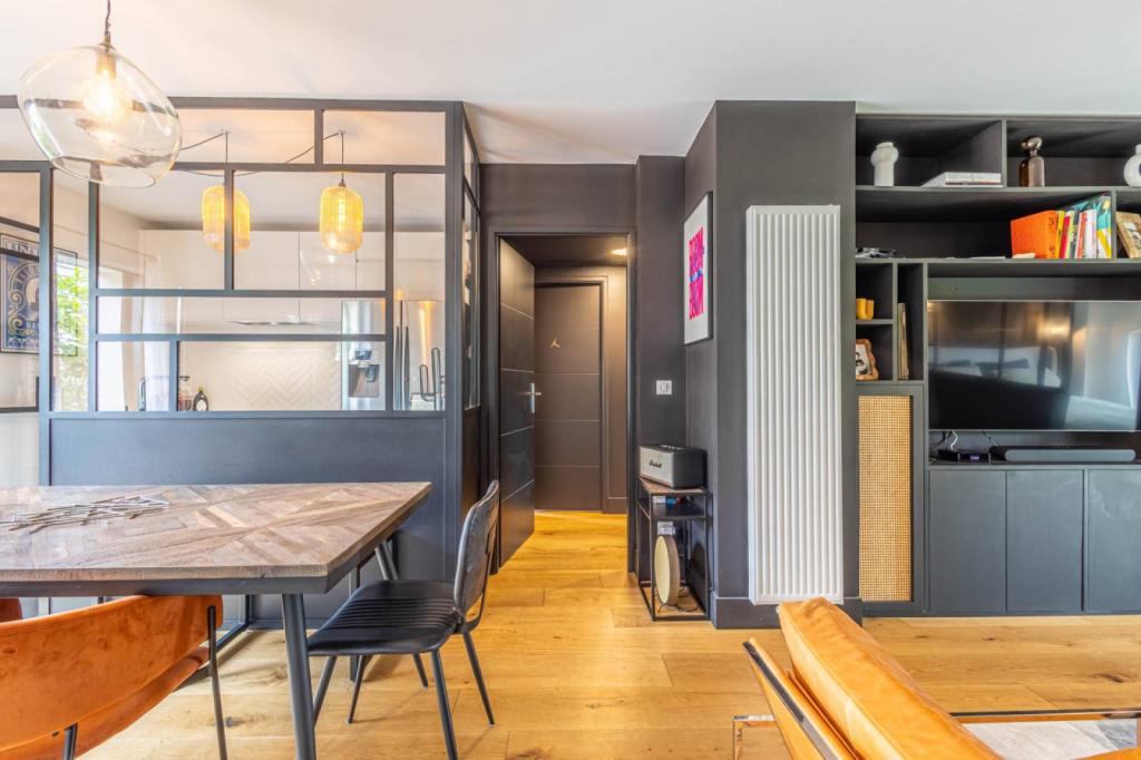 Vendu Bel appartement T4 avec garage Bordeaux Caudéran  