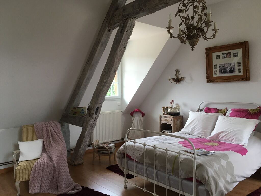 RECHERCHE MAISON EN COLOMBAGE, A 10 MINUTES DE LA GARE DE LISIEUX, CALVADOS 14