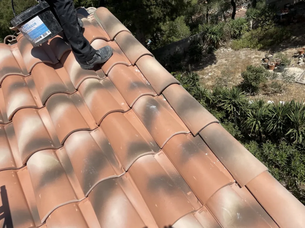 Changement de toiture avec rénovation de charpente et isolation sur Ensuès-la-Redonne 13820 près de Martigues