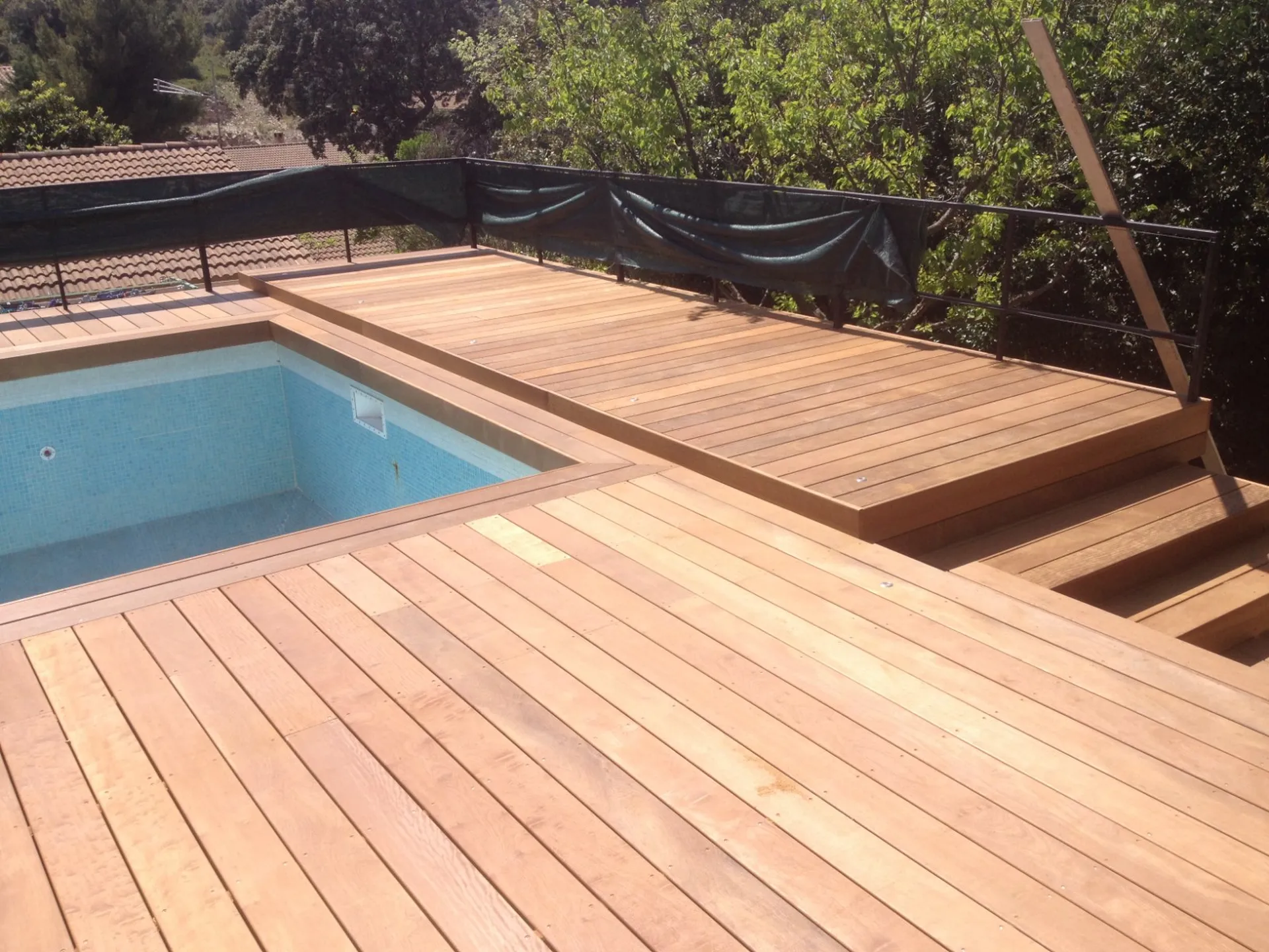 Tour de piscine en Itauba à Lancon de Provence