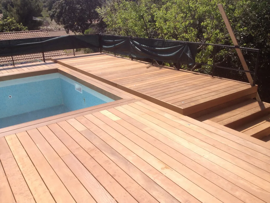 Tour de piscine en Itauba à Lancon de Provence