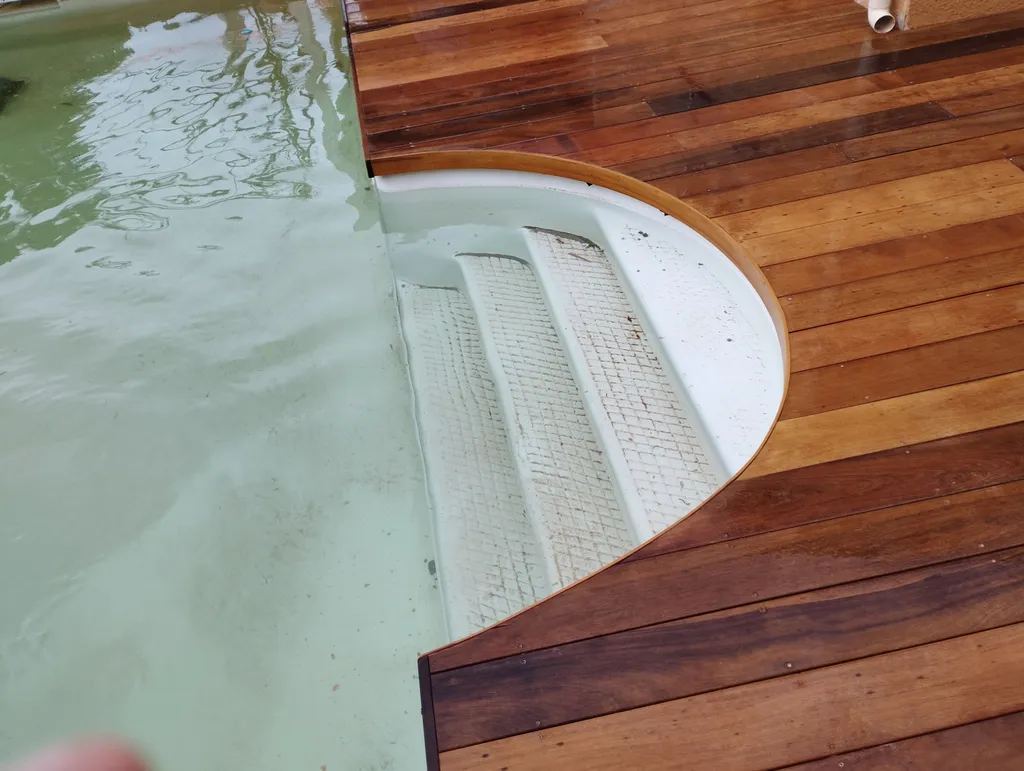 jupe de finition cintré en exotique 